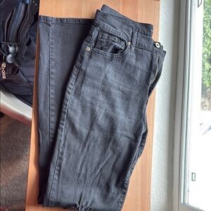 Light Distressed Black Demin Jeans